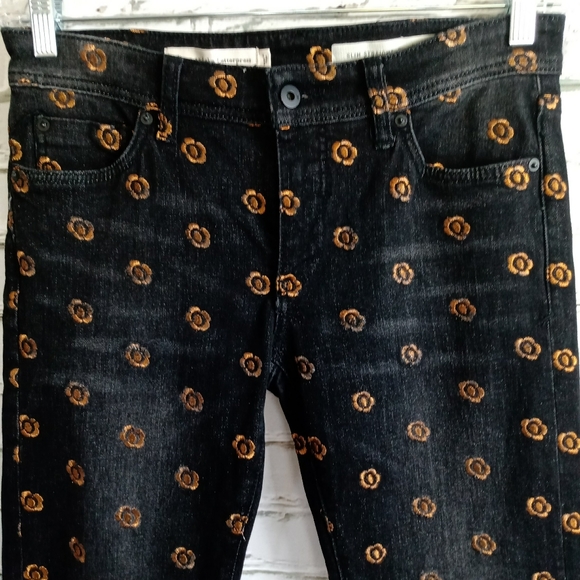 🔥SOLD🔥 ANTHROPOLOGIE PILCRO Embroidered Jeans - Picture 3 of 11